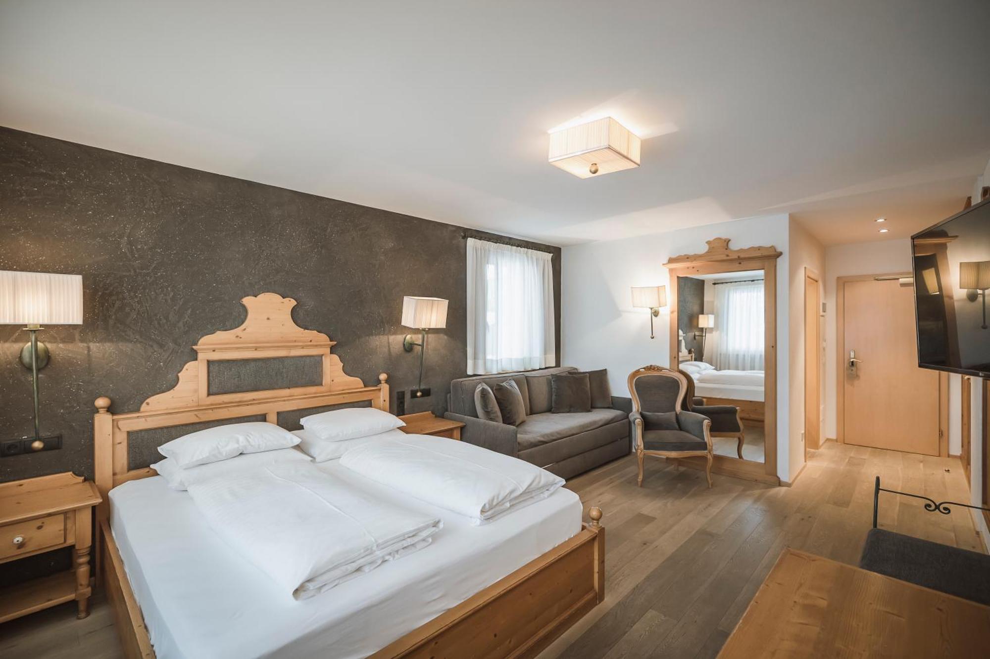 Hotel Solvie ファルツェス エクステリア 写真